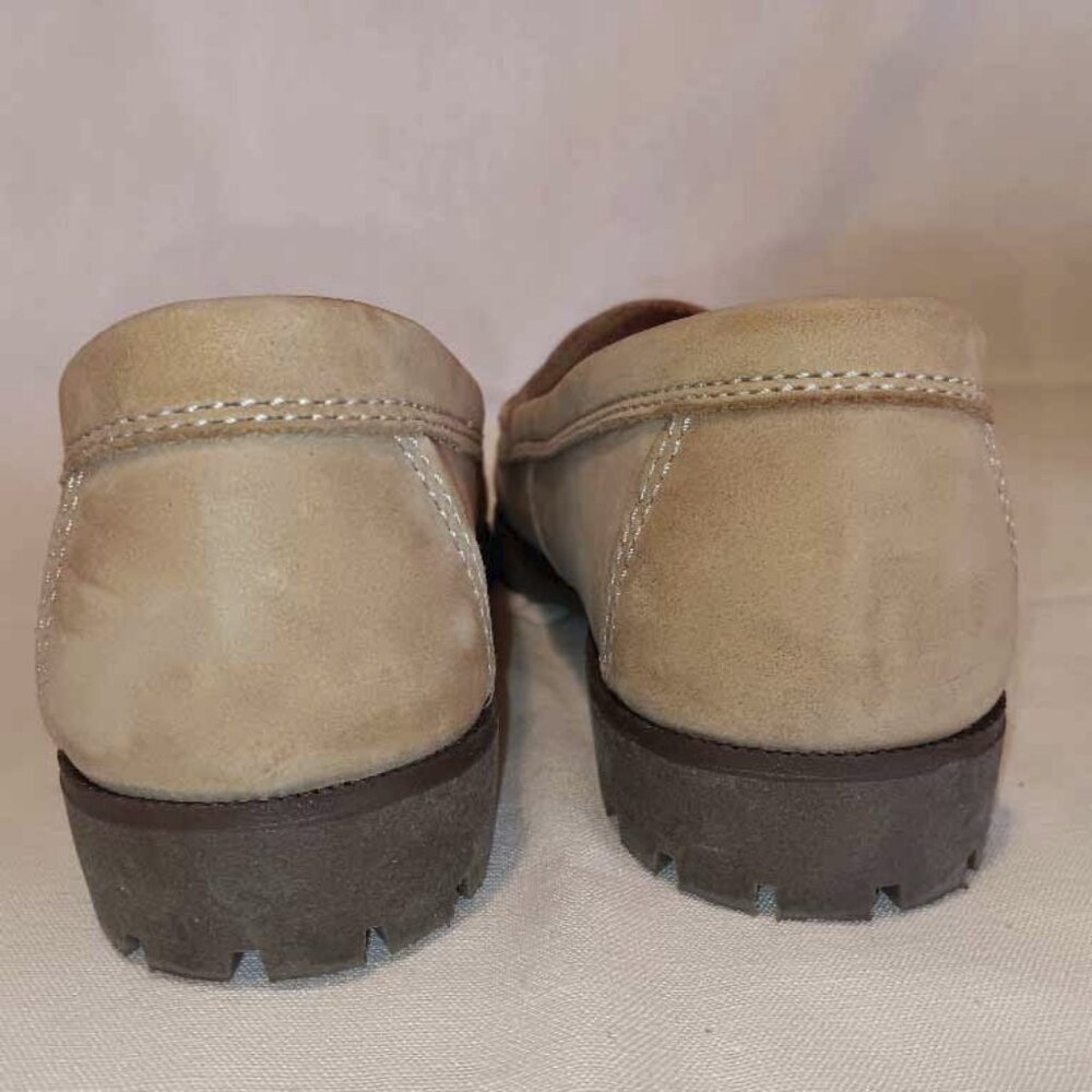 Bass Women's Loafers in Tan - Picture 7 of 9